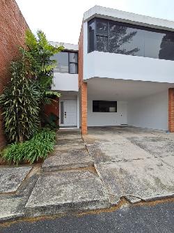 Casa en Venta y Renta en Km 17.5 CAES