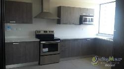 En venta apartamento en zona 14 nivel alto