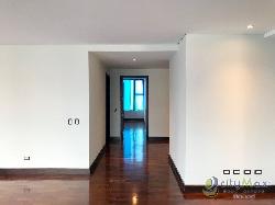 En venta apartamento en zona 14 nivel alto