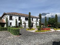 Casa nueva en venta en Hacienda del Comendador