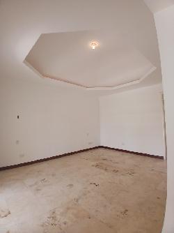 Exclusiva Casa en Venta Cayala Zona 16