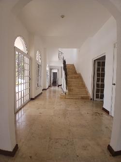 Exclusiva Casa en Venta Cayala Zona 16