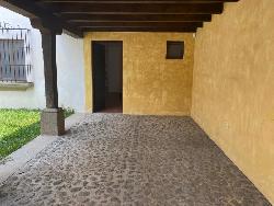 Casa En Renta en Condominio en La Antigua Guatemala