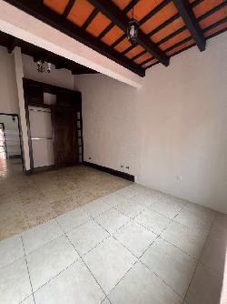 Casa con 5 habitaciones en Antigua Guatemala