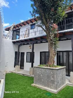 En venta casa amplia en Hacienda del Comendador