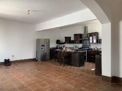 Se vende casa dentro de condominio en Santa Lucia MA