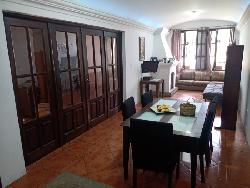 Se vende casa en residencial cercano a Antigua G.