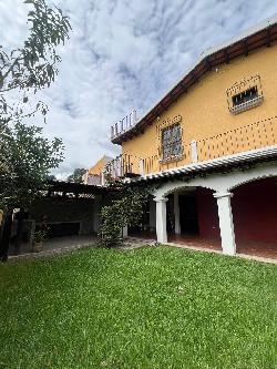 Casa con 5 habitaciones en Antigua Guatemala