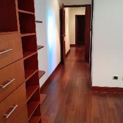 Apartamento en Venta en Zona 10