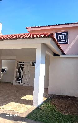 CASA EN ALQUILER EN RESIDENCIAL KM 18.5 DE CES