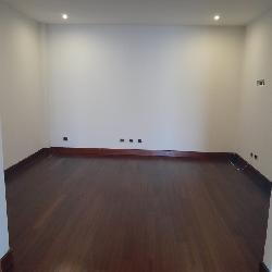 Apartamento en Venta en Zona 10