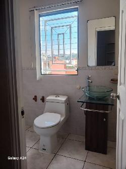 CASA EN ALQUILER EN RESIDENCIAL KM 18.5 DE CES