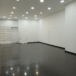 LOCAL EN RENTA EN CENTRO COMERCIAL PRADERA ZONA 10