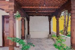 CASA EN VENTA EN ANTIGUA GARDENS/ SEVILLA / ALOTENANGO