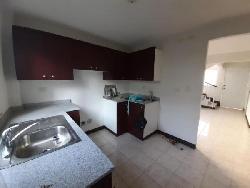Citymax Antigua renta casa Fuentes del Valle San Miguel