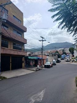 Edificio comercial en venta o renta en San Cristobal