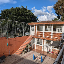 CASA EN VENTA EN ZONA 10 DE MIXCO