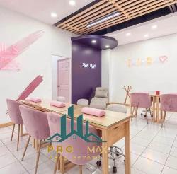 Local Comercial con derecho de llave Salon de Belleza