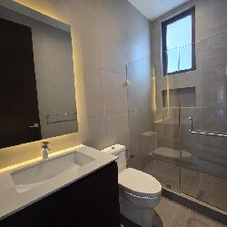 Apartamento de Lujo en renta o venta zona 14