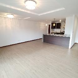 Apartamento en Renta en Edificio Nivó Zona 15 VH I