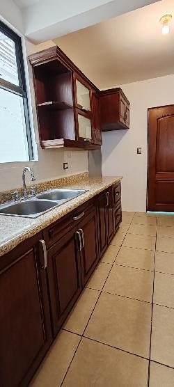 Hermosa Casa en venta en Bosque Escondido Fraijanes