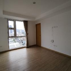 Apartamento en alquiler de 3 habitaciones en zona 10