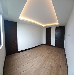 APARTAMENTO EN RENTA EN EDIFICIO BADEN ZONA 15