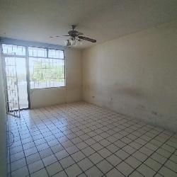 Casa En Venta Prados de Monte Maria Zona 12