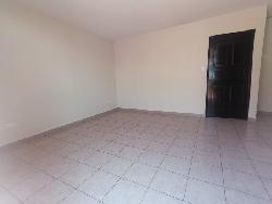 Casa en renta Quinta los Encinos zona 7 de Mixco