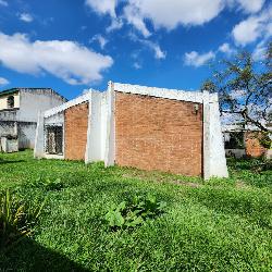 Casa-Terreno en Venta Zona 15 Colonia Trinidad