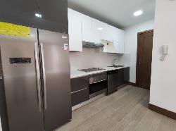 Apartamento en Alquiler Zona 15 con 2 habitaciones