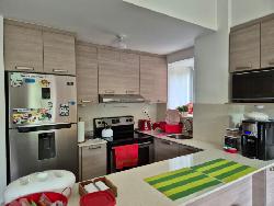 Apartamento con jardín en venta en Zona 16 VH IV