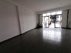 Locales comerciales en USAC zona 12