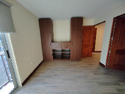 Apartamento en alquiler en zona 15 Vista Hermosa 1