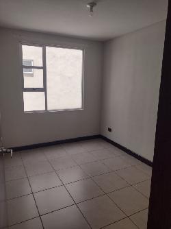 Apartamento en Venta Edificio Zona 13 Colonia Aurora