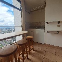 Apartamento en nivel alto en venta zona 15, remodelar