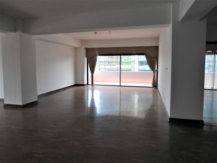 Apartamento en Alquiler Nivel Completo Zona 10 