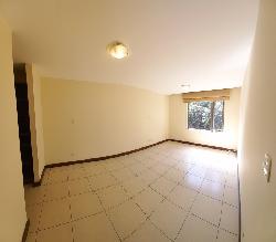 Apartamento en renta  en zona 10 cerca de 20 calle