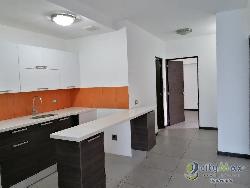 Alquilo apartamento en zona 15 con 2 Dormitorios