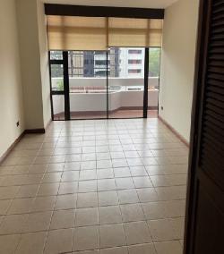 Apartamento de una habitación en renta en la Zona 14