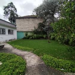 Casa para oficinas en zona 10 sobre la 6ta avenida 