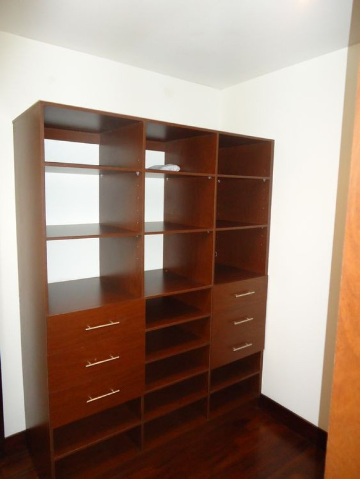 APARTAMENTO AMUEBLADO EN ALQUILER 5 AVENIDA ZONA 14 