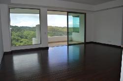 Apartamento con Impresionante Vista en Venta o Renta