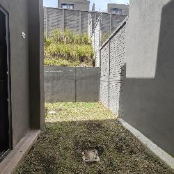 Casa en condominio Albarela en renta San José Pinula