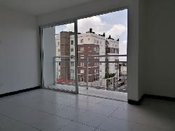 Apartamento de 3 habitaciones en alquiler en zona 7 