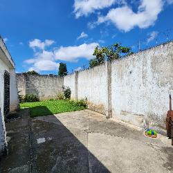 Casa-Terreno en Venta Zona 15 Colonia Trinidad