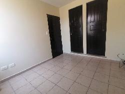 Casa en renta Quinta los Encinos zona 7 de Mixco