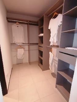 Apartamento en Venta en la Zona 11 Cercano a Miraflores