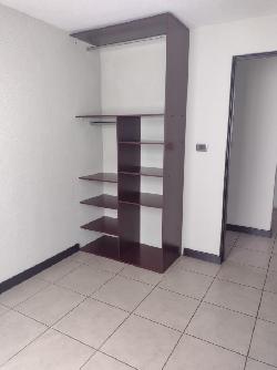 Apartamento en Venta Edificio Zona 13 Colonia Aurora