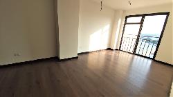 Apartamento en venta con piscina y gimnasio en Z.7